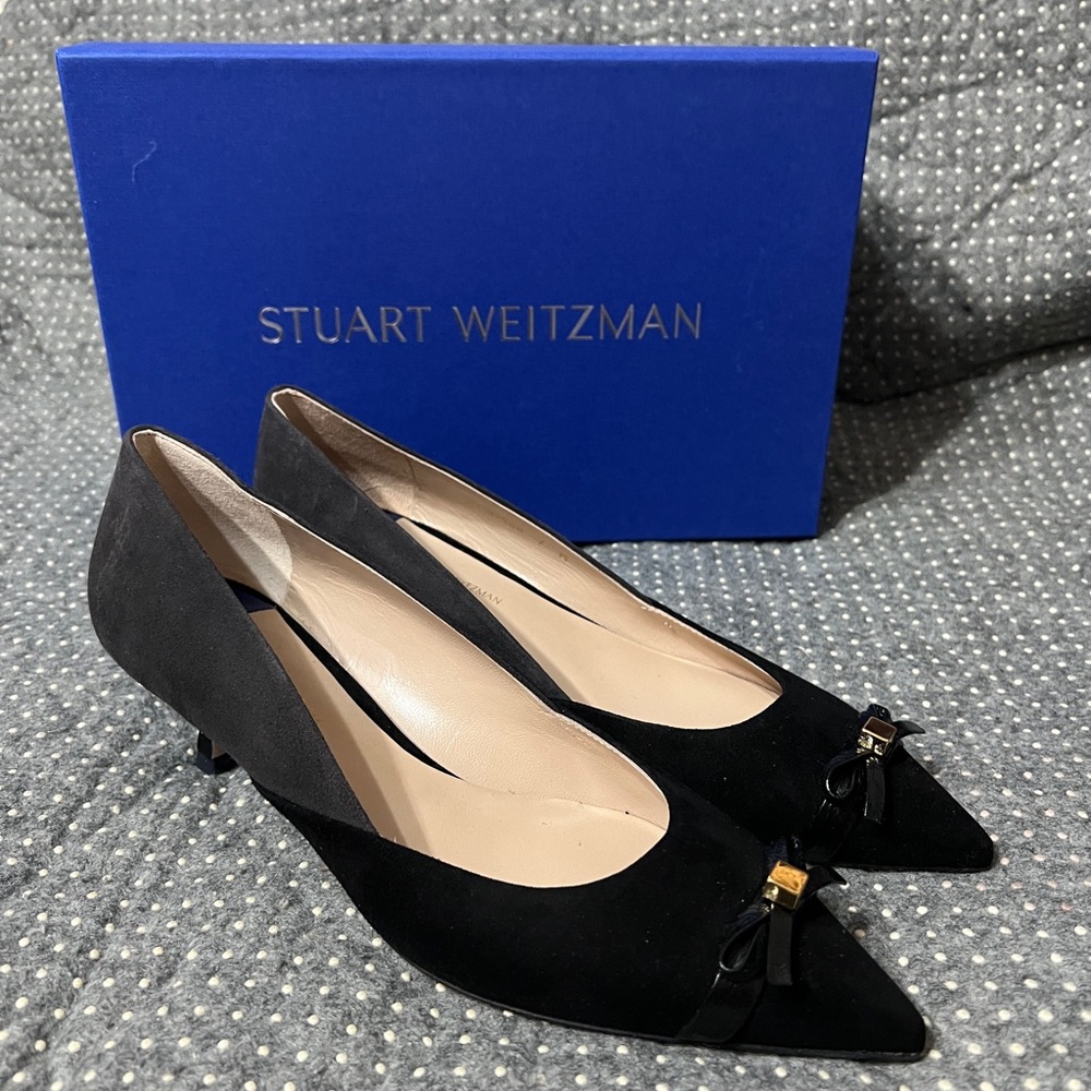Stuart Weitzman Winn Kitten-Heel Two-Tone Bow Pumps